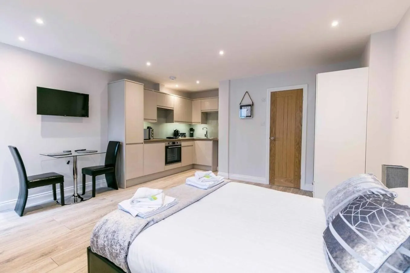 Modern Studio & Prime City Location - Cb1 Just Off Mill Rd - Walk To Station And City Centre Cambridge